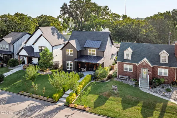 126 Sunset Ave, Clarksville, IN 47129