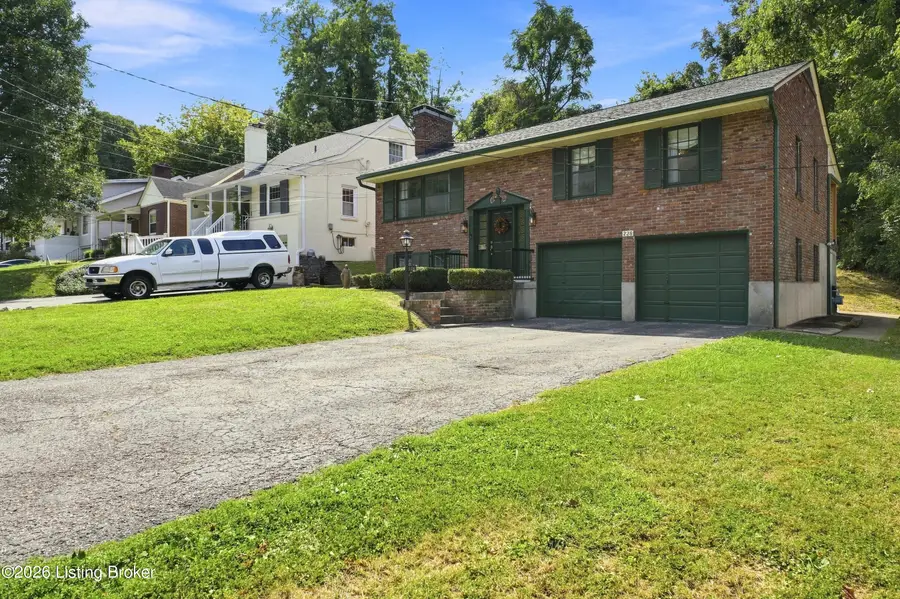 226 N Birchwood Ave, Louisville, KY 40206 - #3