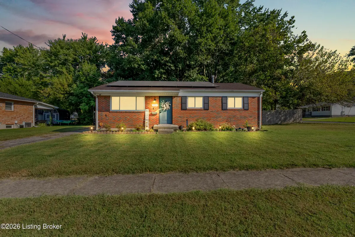 4901 Libby Ln, Louisville, KY 40272 - #1