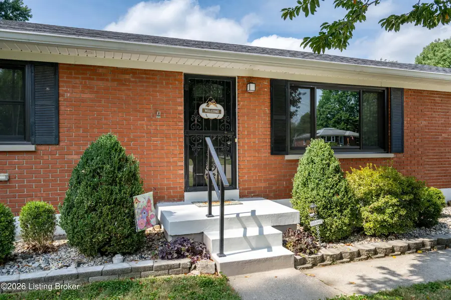 8814 Maple Rd, Louisville, KY 40229 - #3