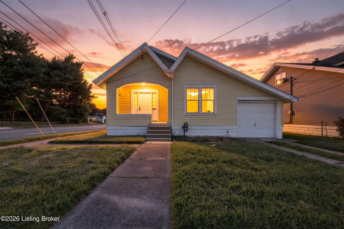 801 Reading Rd, Louisville, KY 40217 - #1