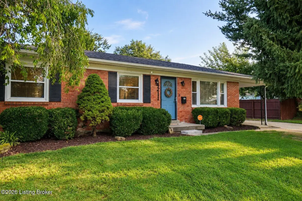 4211 Lynnbrook Dr, Louisville, KY 40220 - #1