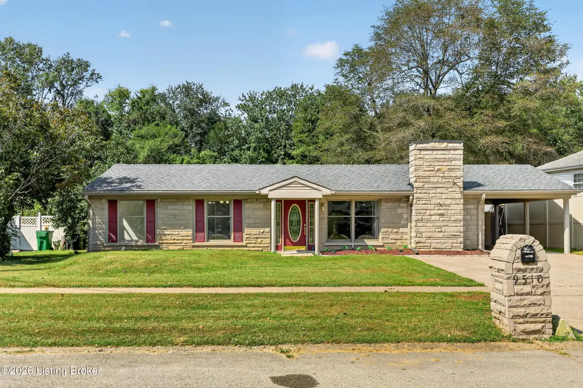 9510 Shoshone Way, Louisville, KY 40258 - #1