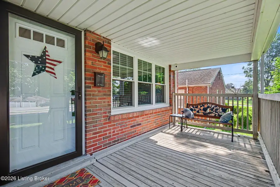 963 Palatka Rd, Louisville, KY 40214 - #3