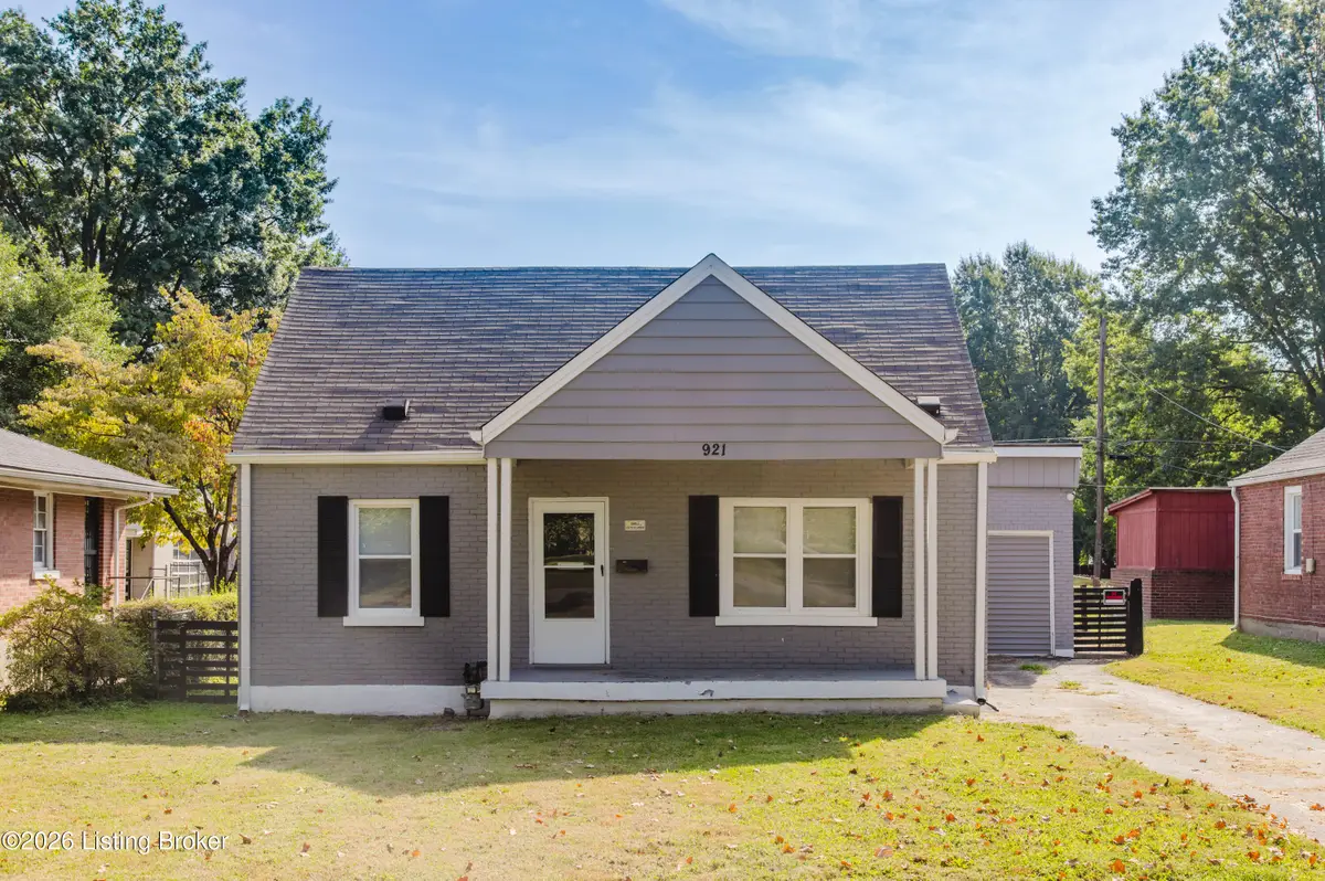 921 Southwestern Pkwy, Louisville, KY 40211 - #1