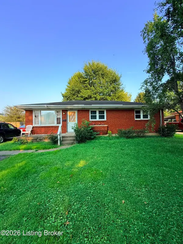 9003 Thompson Ln, Louisville, KY 40258