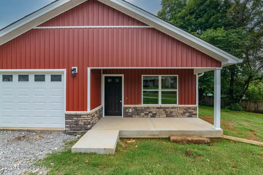 114 E Main St, Vine Grove, KY 40175 - #2
