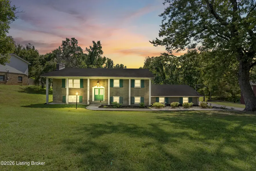 9116 Hi View Ln, Louisville, KY 40272 - #2