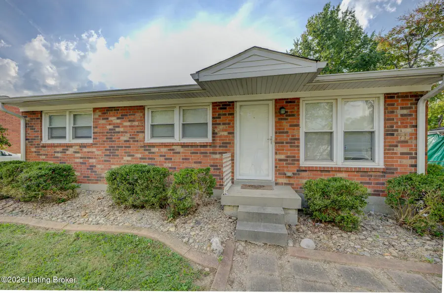 6114 Cooper Chapel Rd, Louisville, KY 40229 - #2