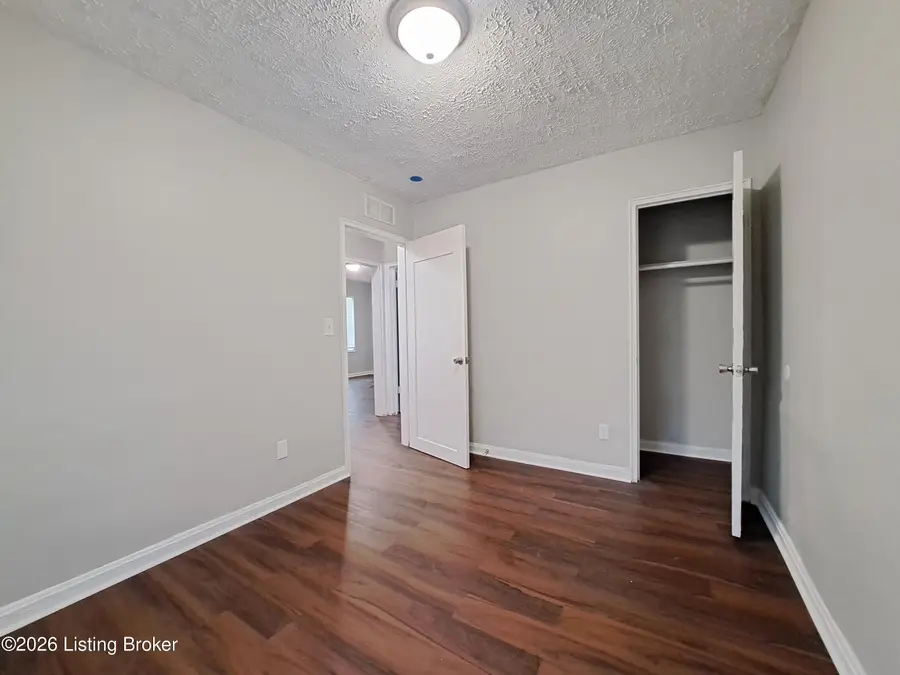 3511 Manslick Rd, Louisville, KY 40215 - #2