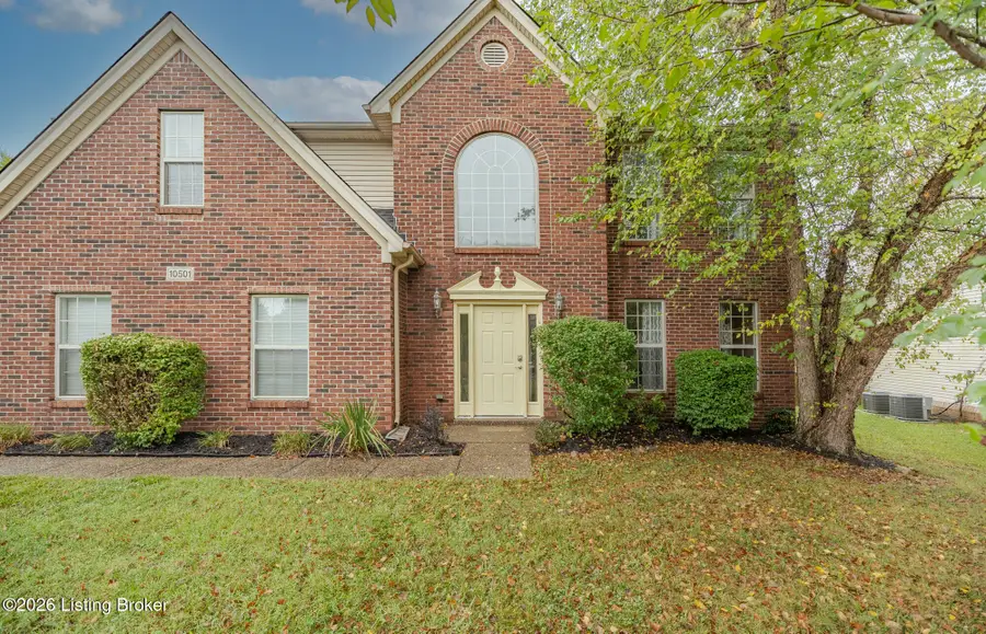 10501 Providence Dr, Louisville, KY 40291 - #3