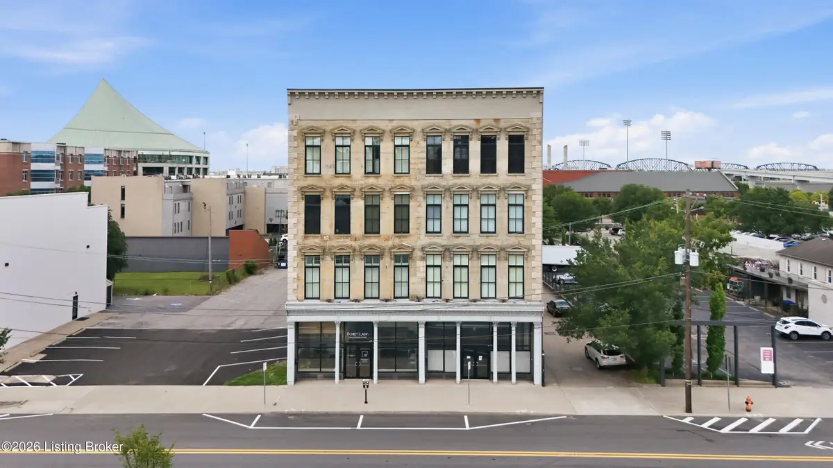 415 E Market St #201, Louisville, KY 40202 - #1