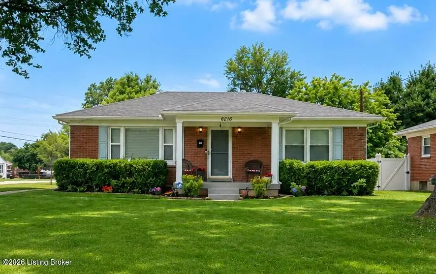 6216 Upper Hunters Trace, Louisville, KY 40216 - #1
