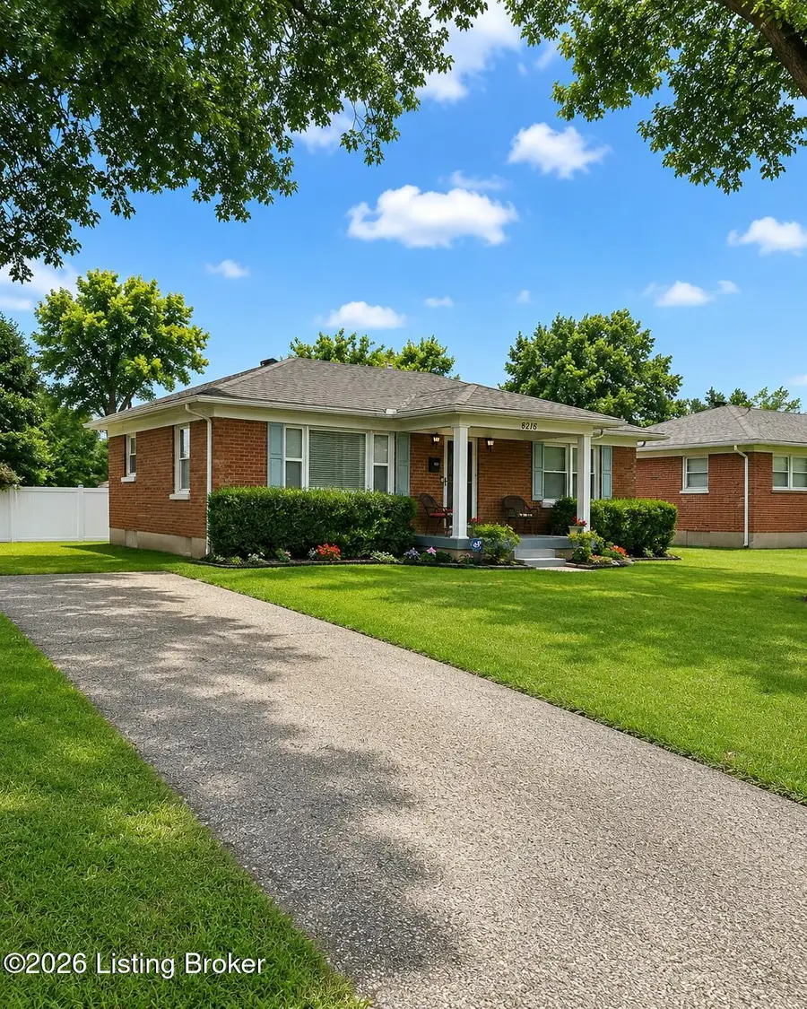 6216 Upper Hunters Trace, Louisville, KY 40216 - #2
