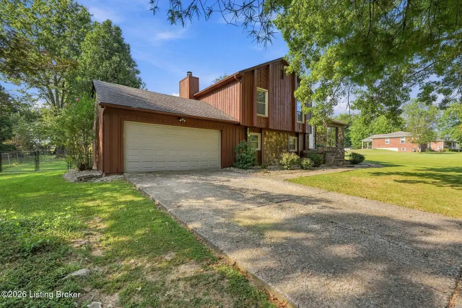 5806 Renada Dr, Crestwood, KY 40014 - #3