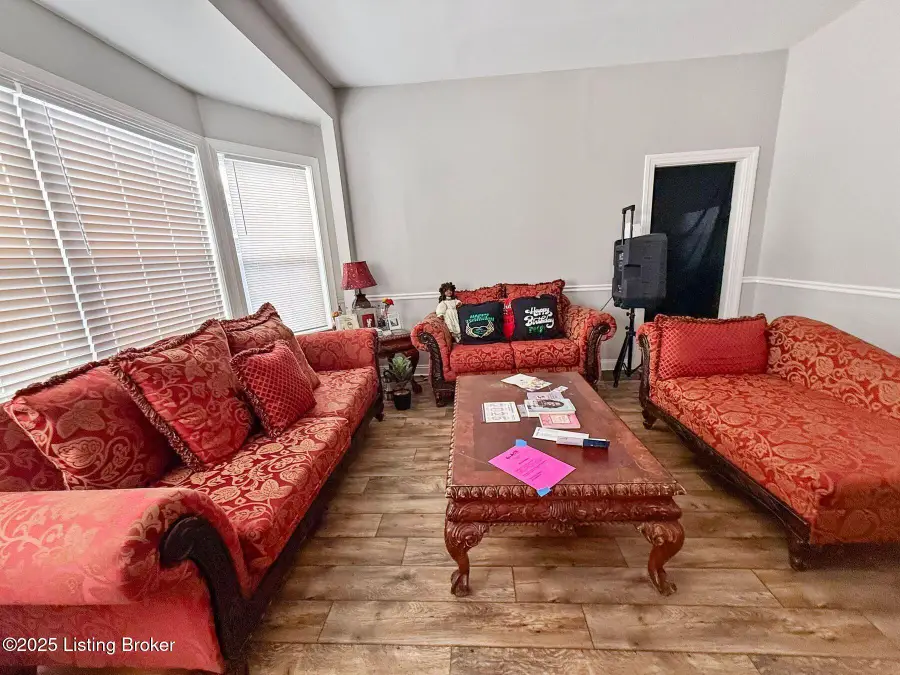 4143 W Market St, Louisville, KY 40212 - #2