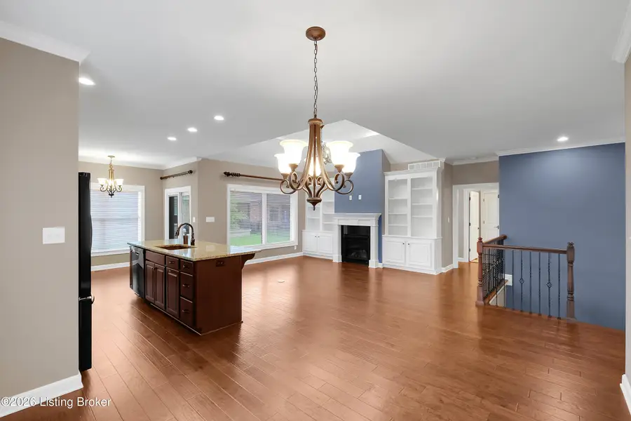 16033 Carefree Pl, Louisville, KY 40245 - #3