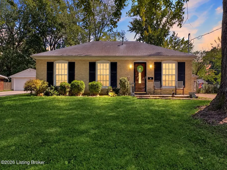 10905 Golden Dr, Louisville, KY 40272 - #3