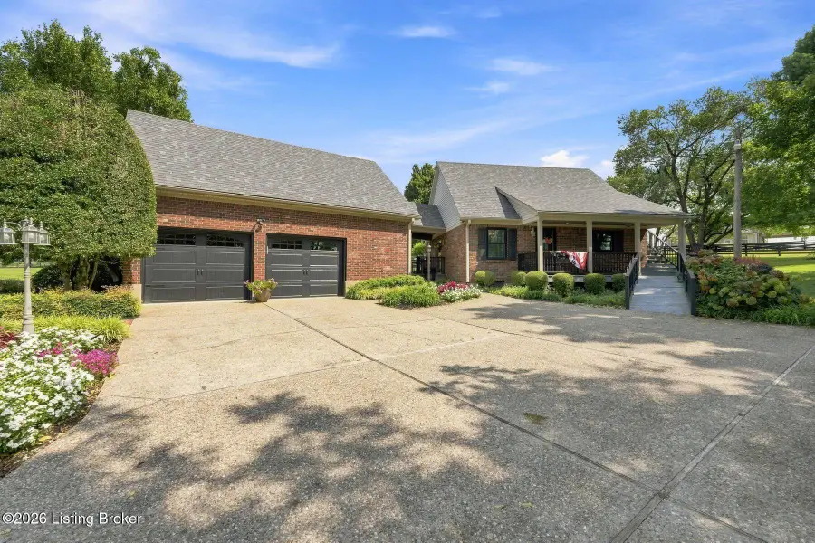 1799 Veechdale Rd, Simpsonville, KY 40067 - #3