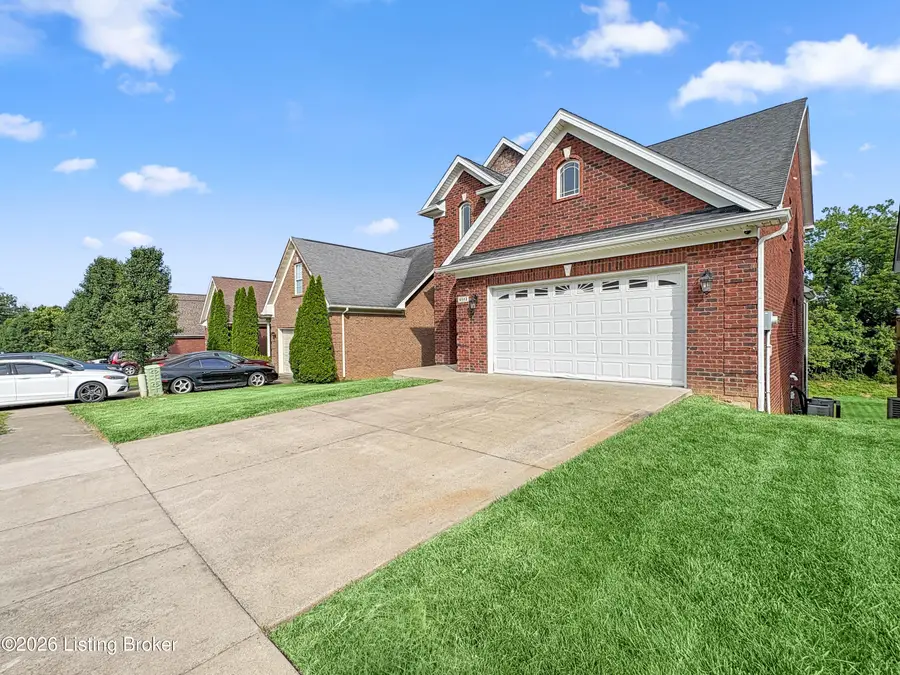 6513 Keeling Park Dr, Louisville, KY 40291 - #3