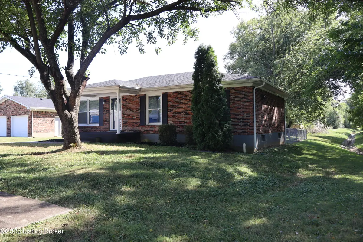 2616 Accasia Dr, Louisville, KY 40216 - #1