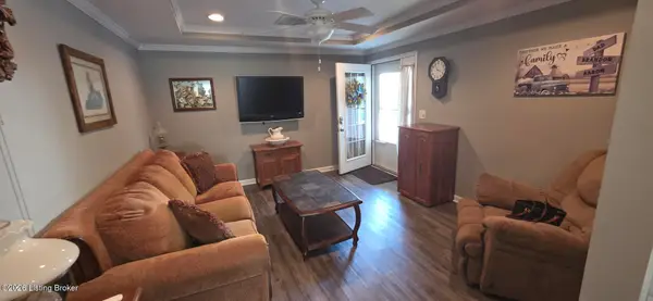 7314 Fox Hollow Way #7314, Louisville, KY 40228