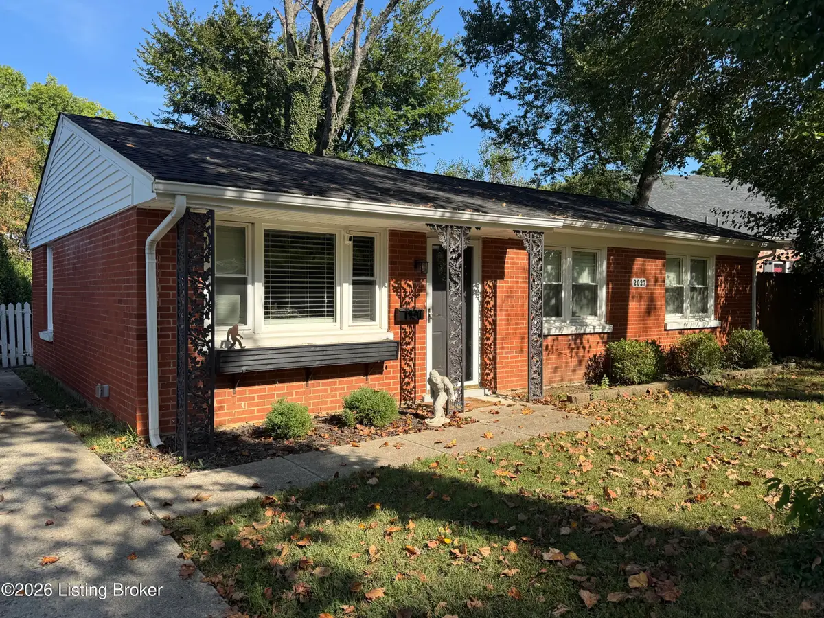 2027 Cedarcrest Dr, Louisville, KY 40242 - #1
