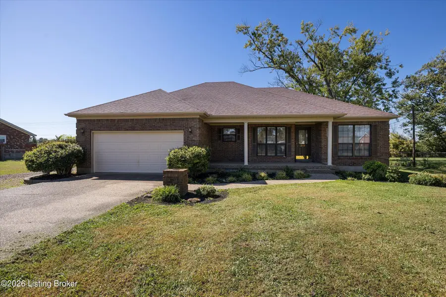 317 Centerview Dr, Shepherdsville, KY 40165 - #2