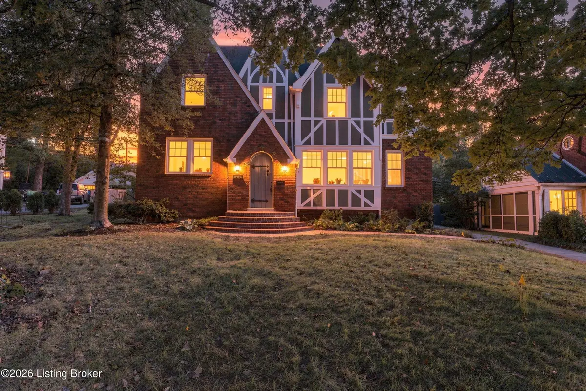 2420 Valletta Rd, Seneca Gardens, KY 40205 - #1