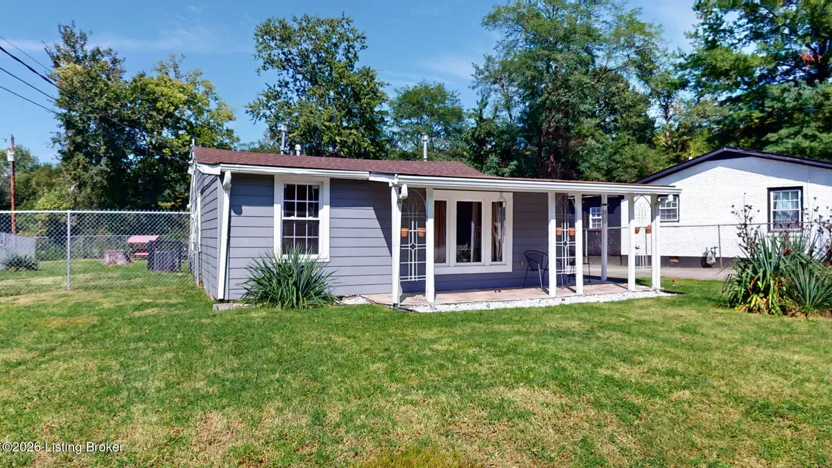 4618 E Overbrook Dr, Louisville, KY 40216 - #1