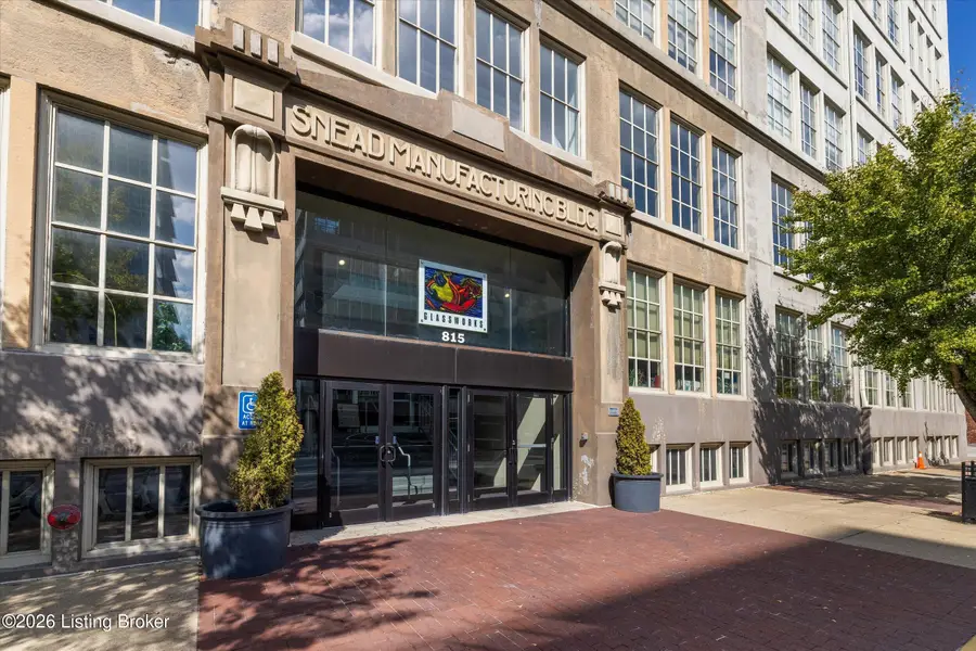 815 W Market St #605, Louisville, KY 40202 - #2