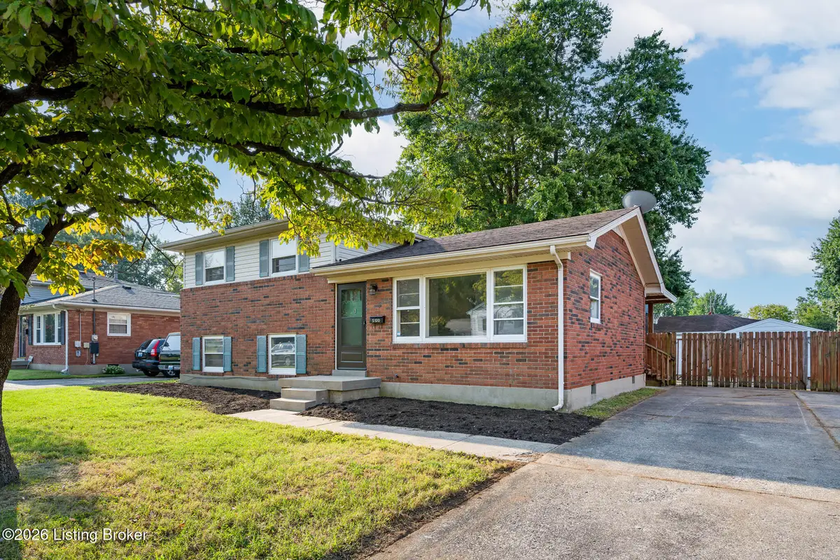 5100 Barnes Dr, Louisville, KY 40219 - #1