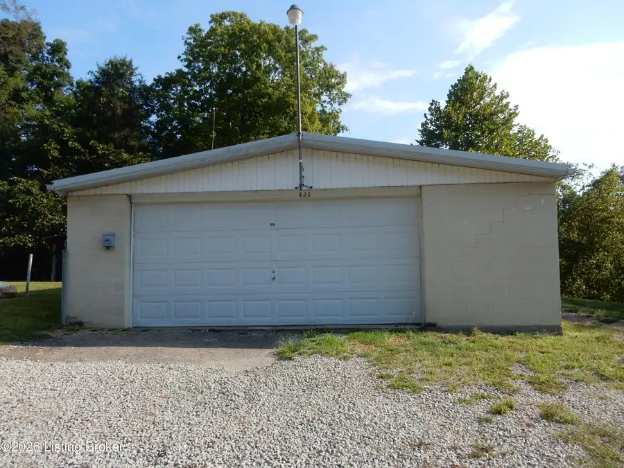 426 Tuts Rd, Shepherdsville, KY 40165 - #3