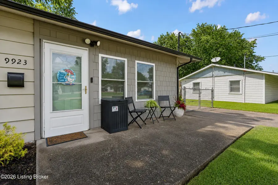 9923 Appollo Lane, Louisville, KY 40272 - #2