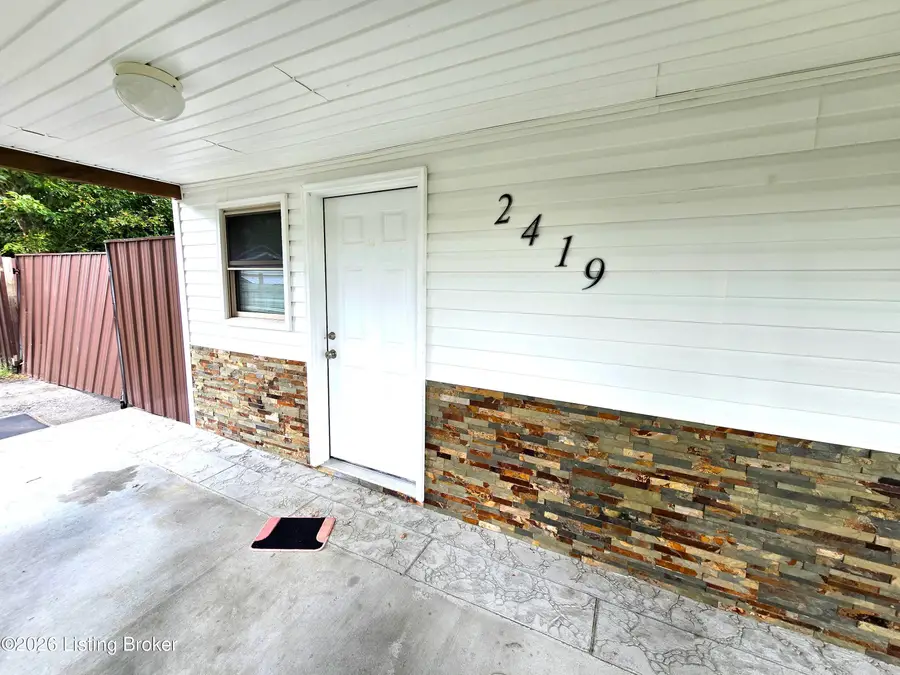 2419 Helen Ave, Louisville, KY 40216 - #3