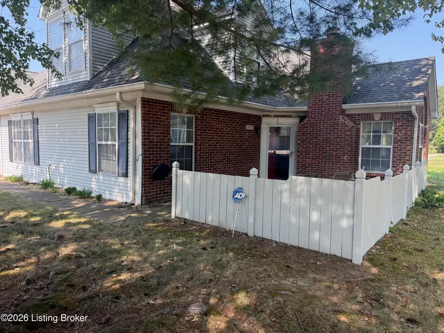 3013 Parkstone Ct, Louisville, KY 40241 - #2