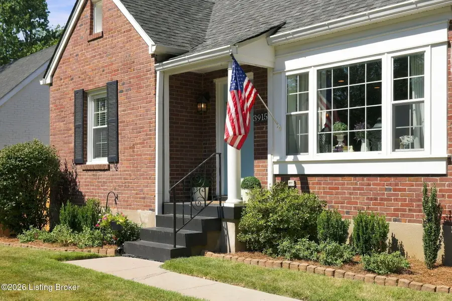 3915 Alton Rd, Louisville, KY 40207 - #3