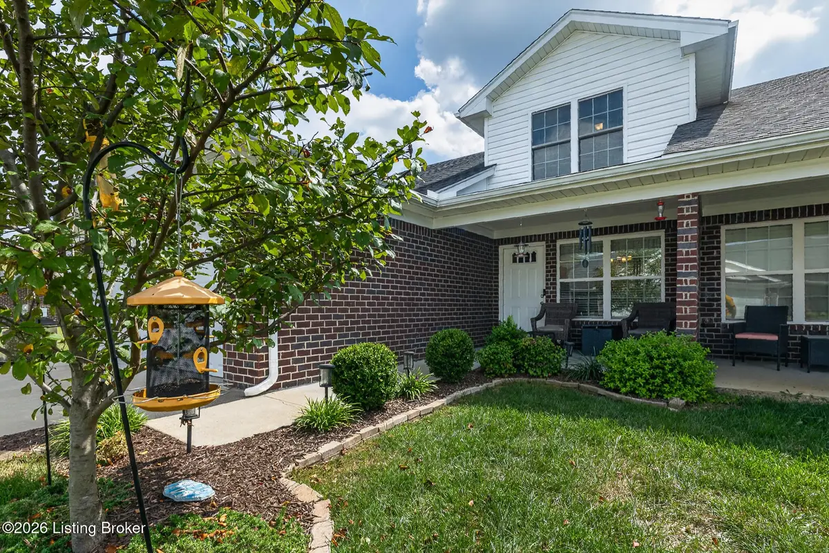 11412 River Falls Dr, Louisville, KY 40272 - #1