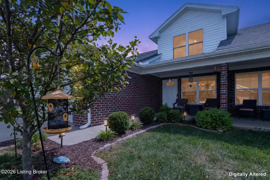 11412 River Falls Dr, Louisville, KY 40272 - #2