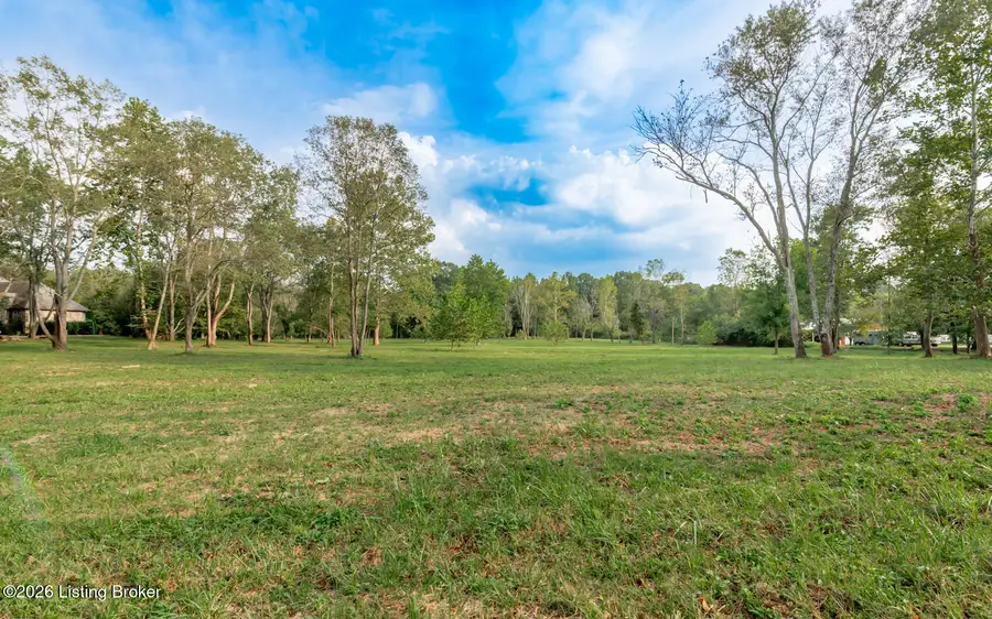 3809 Hambletonian Rd, La Grange, KY 40031 - #2