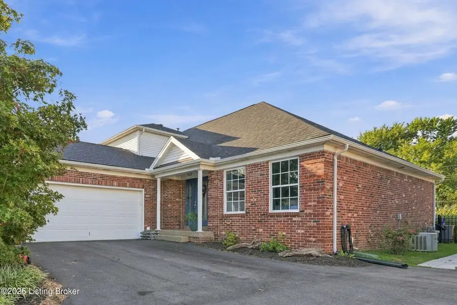 1702 Victory Ct, Prospect, KY 40059 - #3
