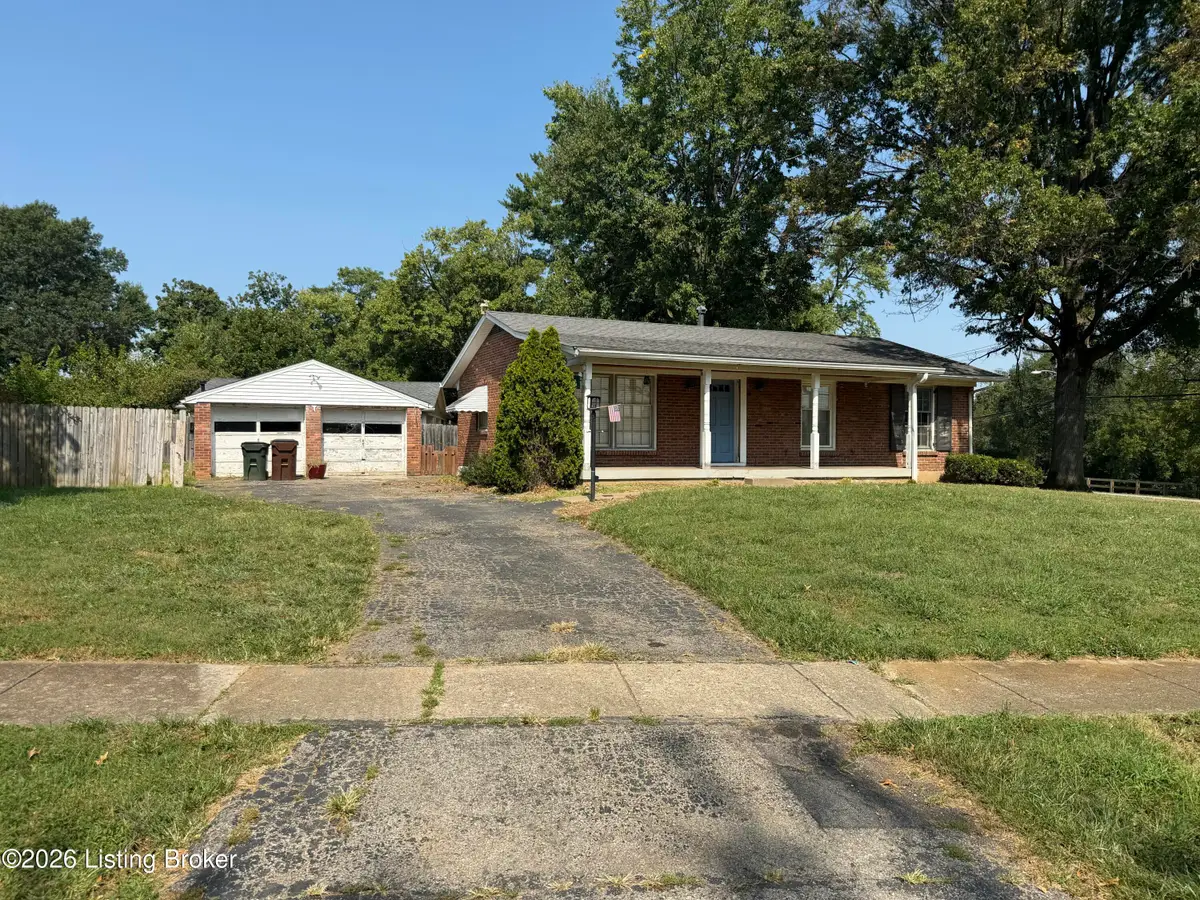 10326 Gina Dr, Louisville, KY 40223 - #1