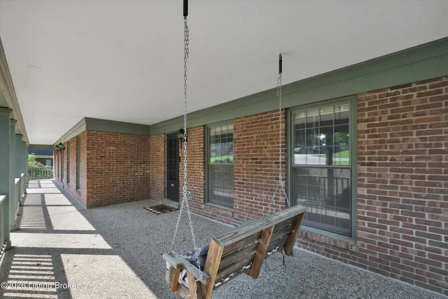 6302 Rockingham Ct, Prospect, KY 40059 - #3