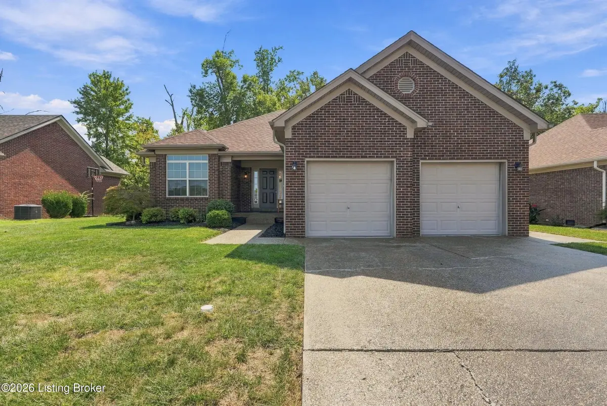332 Reserves Blvd, Shepherdsville, KY 40165 - #1