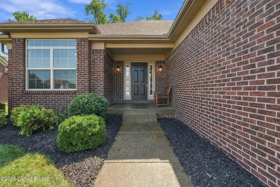 332 Reserves Blvd, Shepherdsville, KY 40165 - #2