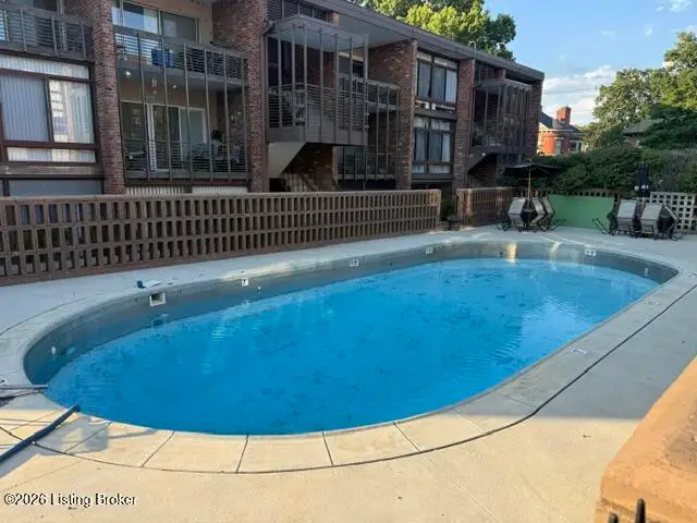 1040 Cherokee Rd #APT F1, Louisville, KY 40204 - #2