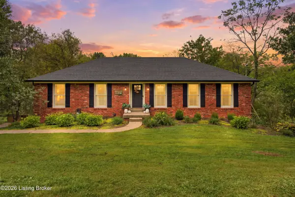1029 Rollingwood Ln, Goshen, KY 40026
