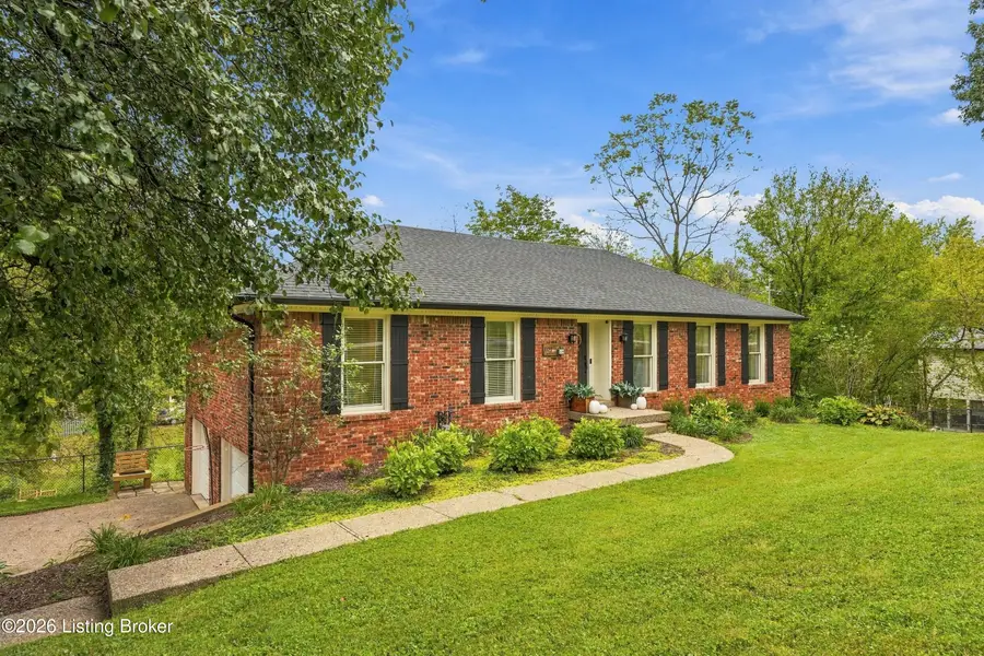 1029 Rollingwood Ln, Goshen, KY 40026 - #3