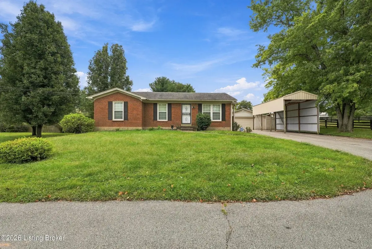 7804 E Manslick Rd, Louisville, KY 40228 - #1