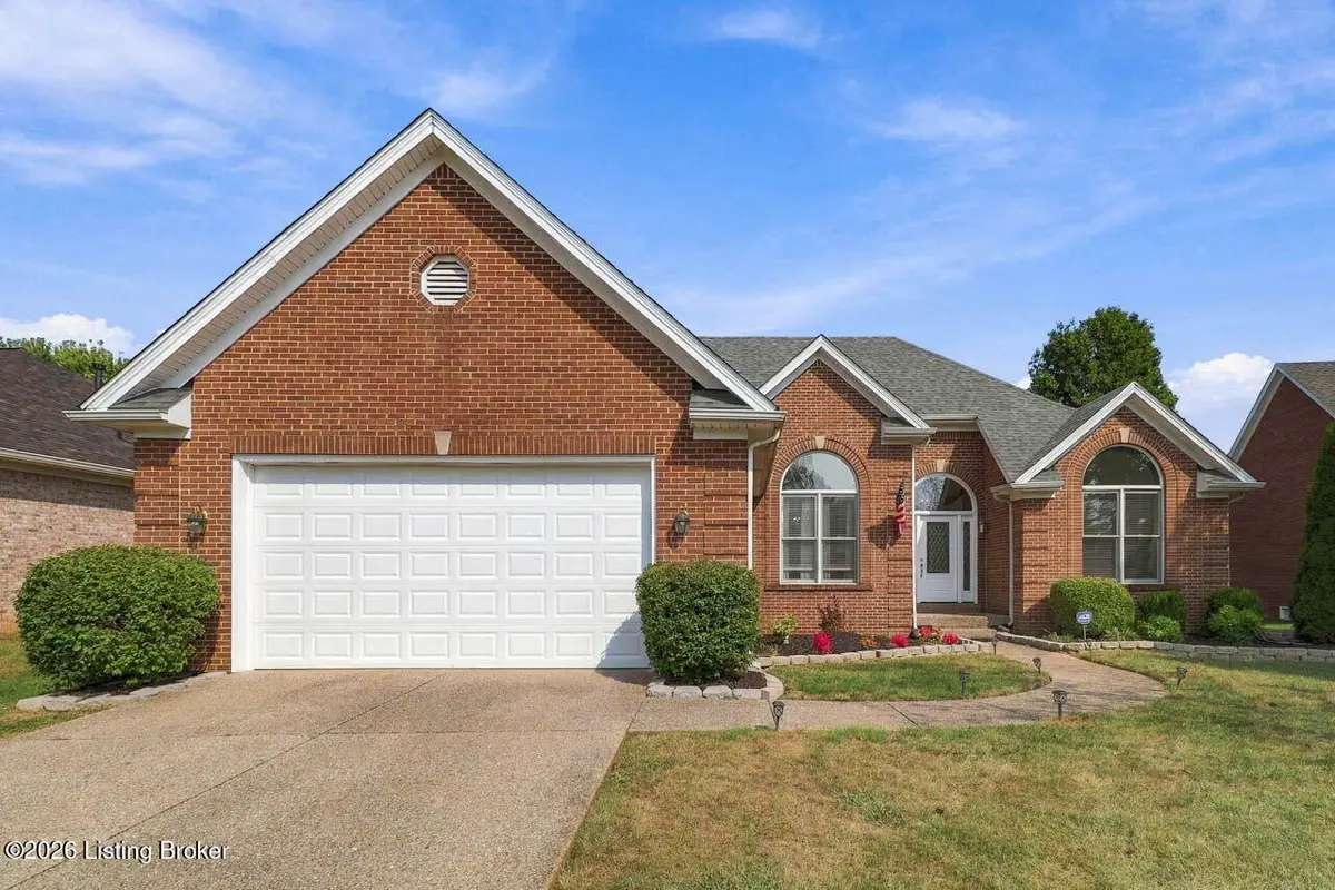 3917 Rock Bay Dr, Louisville, KY 40245 - #1